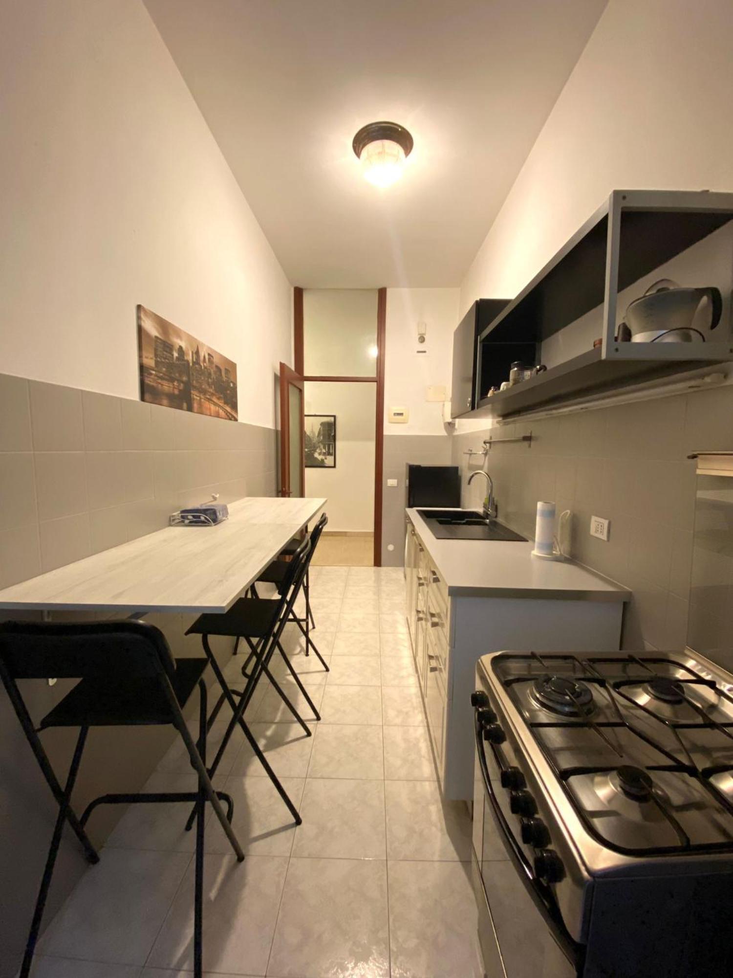 Appartamento In Darsena - Navigli Milan Bagian luar foto